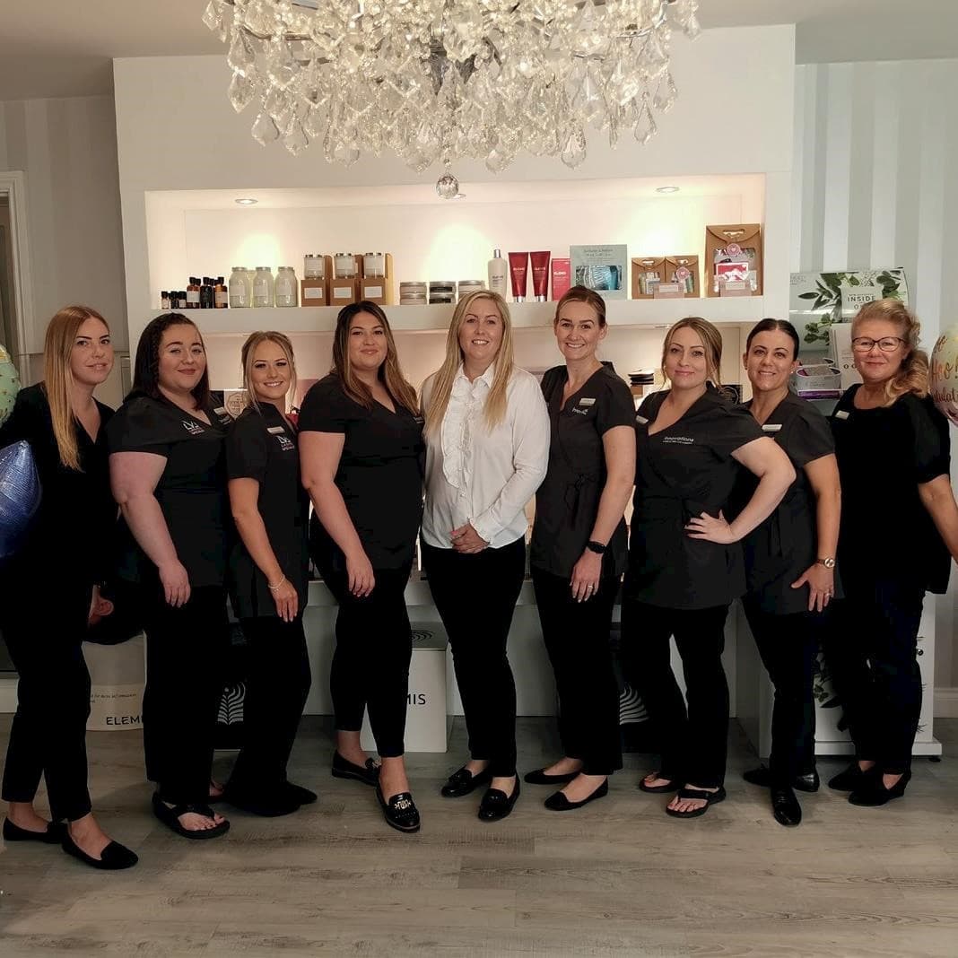 Experienced & Verified Experts