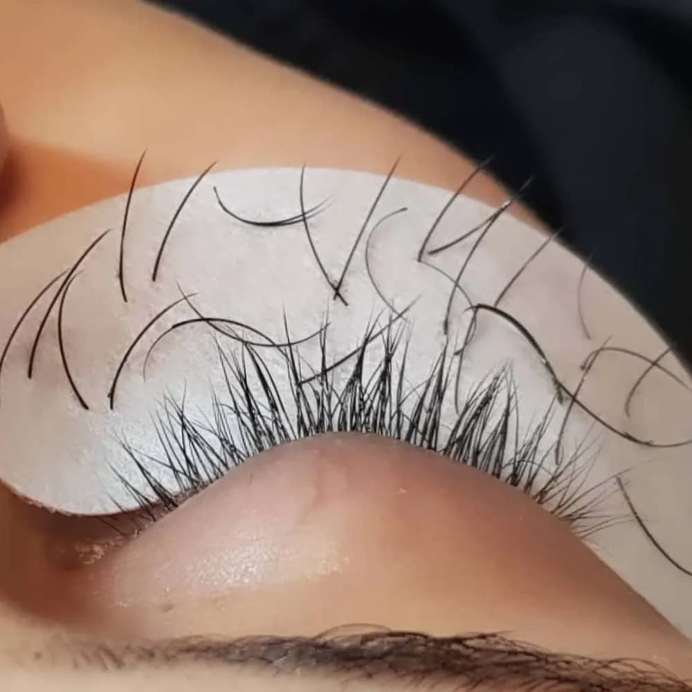 Eyelash Removal